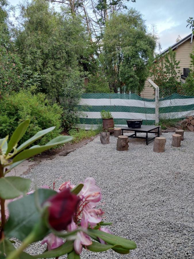 Los Rododendros Villa La Angostura Eksteriør billede